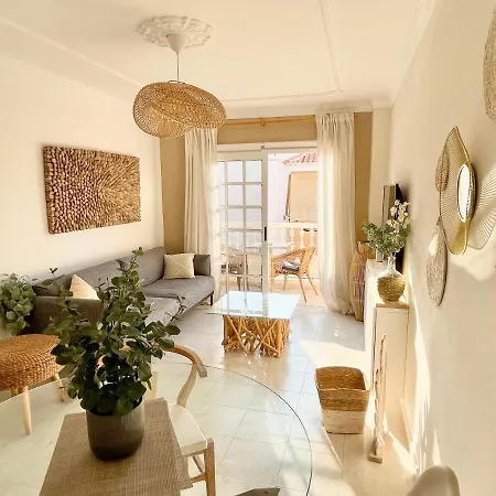Casa Del Sol - With Office Space * Playa de San Juan (Tenerife)